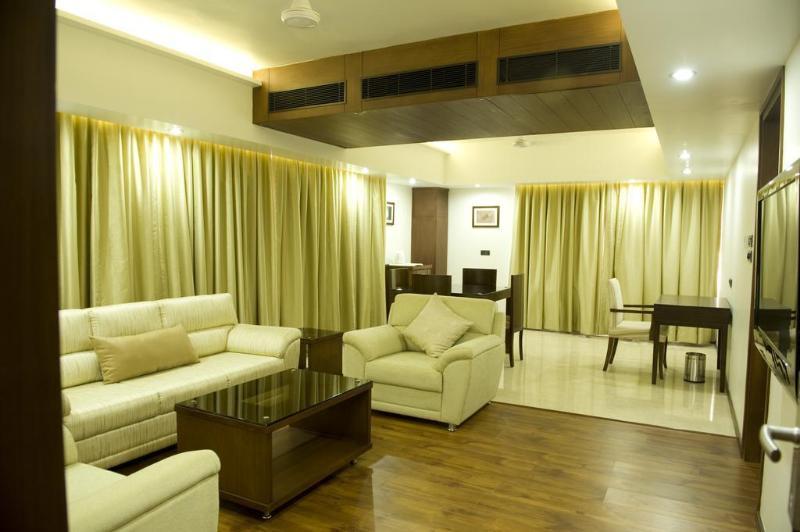 Hotel The Ocean Pearl Mangaluru Zewnętrze zdjęcie
