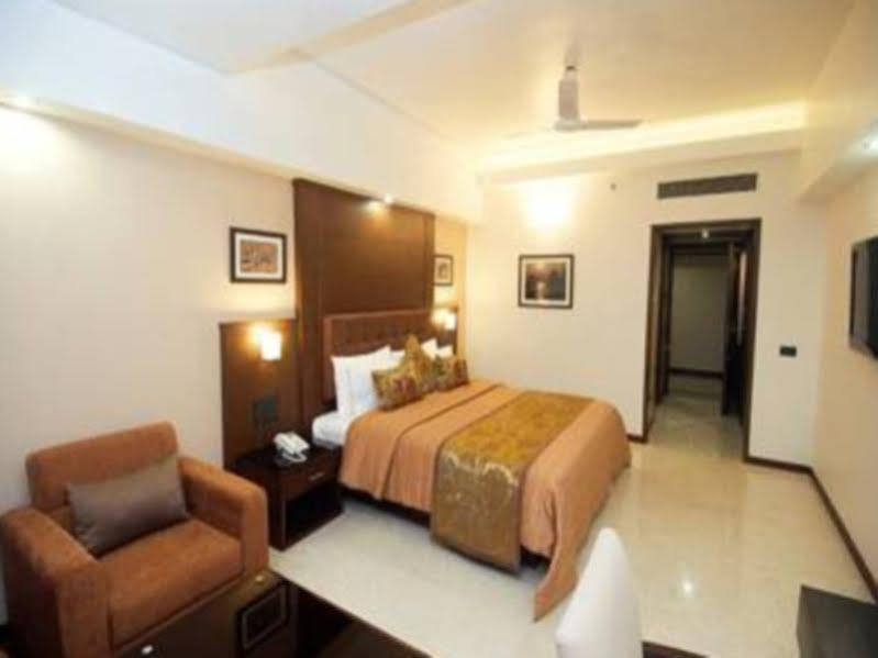 Hotel The Ocean Pearl Mangaluru Zewnętrze zdjęcie