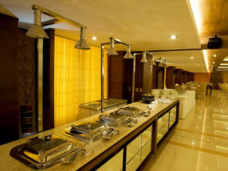Hotel The Ocean Pearl Mangaluru Zewnętrze zdjęcie
