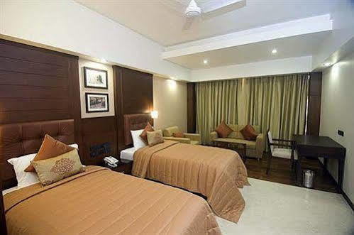 Hotel The Ocean Pearl Mangaluru Zewnętrze zdjęcie